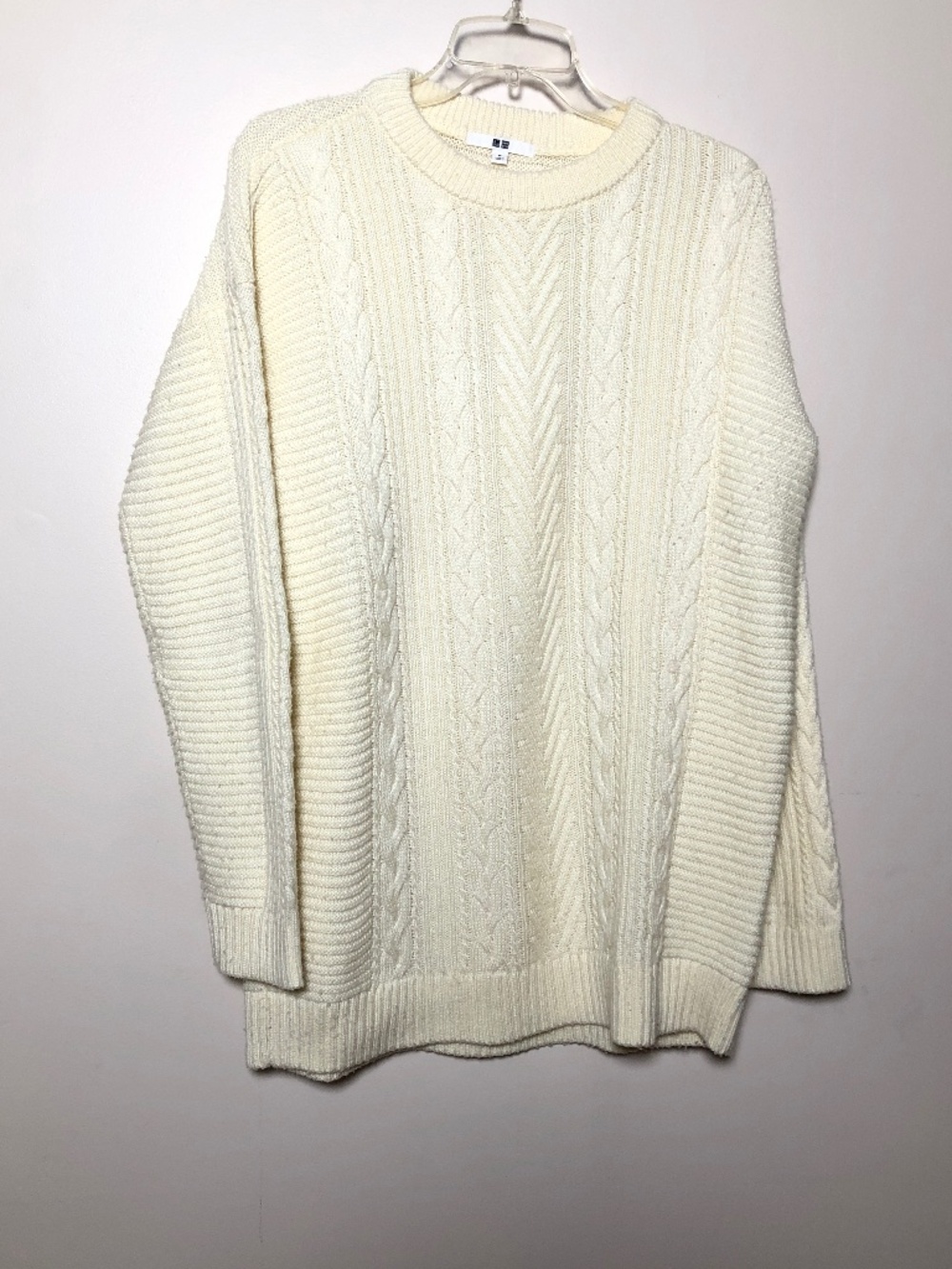 Uniqlo Cream oversized Cable Knit Sweater M
